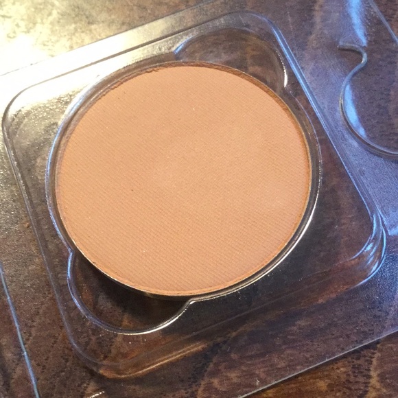 Koi colourpop presses shadow - Picture 1 of 3